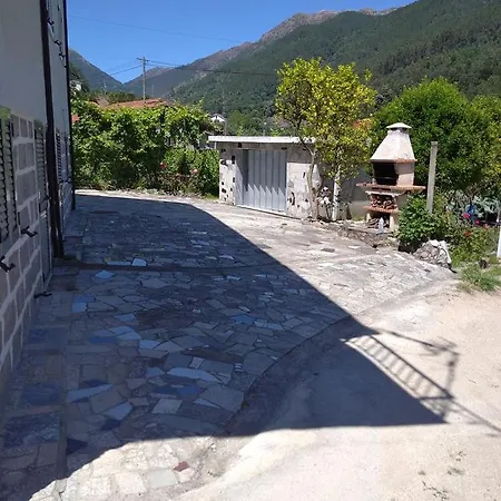 Casas Manos Nevoa * جيريز