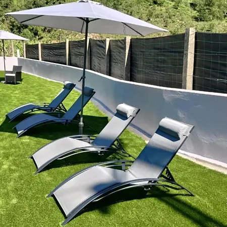 Casa Manos Nevoa Geres