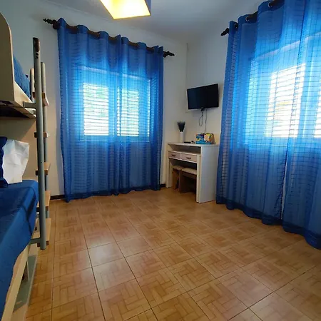 Casa Manos Nevoa Geres