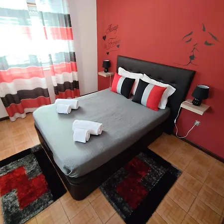 Casa Manos Nevoa Apartment *