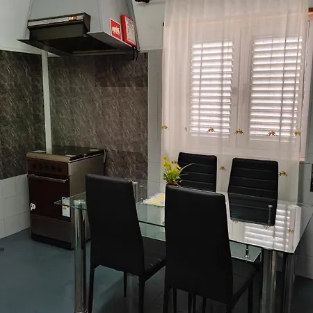 Casa Manos Nevoa Geres