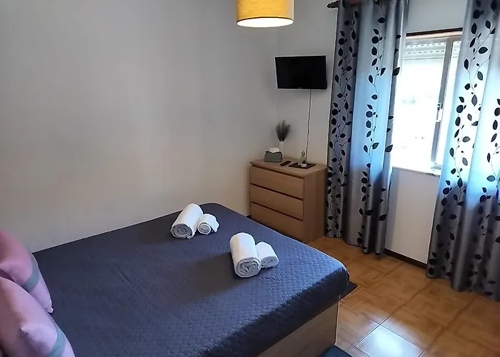 Casa Manos Nevoa * Geres